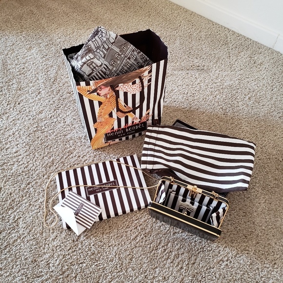 Henri Bendel cocktail purse **Retired - Picture 1 of 5